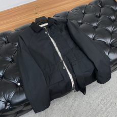 lP🆕 诺悠翩雅 专柜最新款休闲男士夹克,中长长度夹克外套,高品质的面料和时尚的设计而受到广大男士的喜 lP🆕 诺悠翩雅 专柜最新款休闲男士夹克,中长长度夹克外套,高品质的面料和时尚的设计而受到广大男士的喜