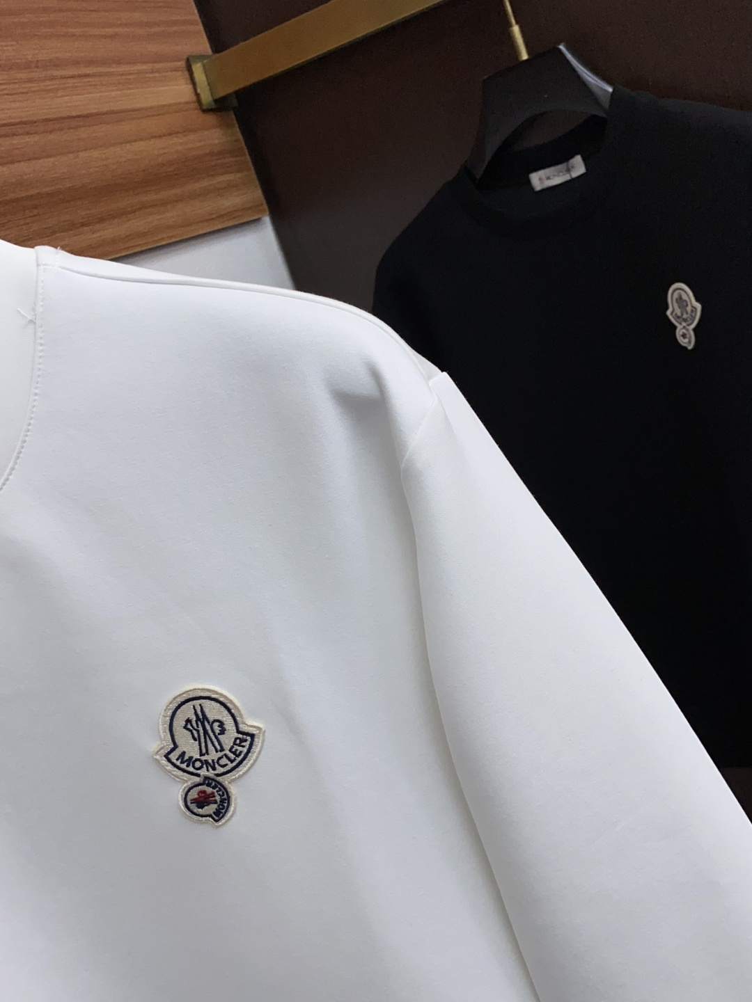 蒙口 2025秋冬新品，男士基础款圆领长袖T恤打底衫！贸易公司渠道稀出，同步GW发售，选用客供进口26S