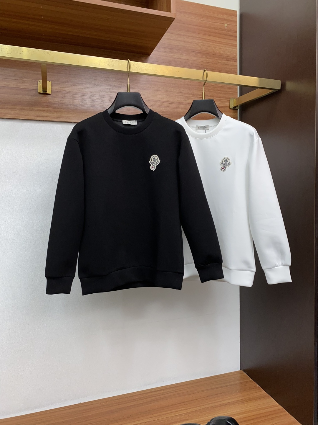 蒙口 2025秋冬新品，男士基础款圆领长袖T恤打底衫！贸易公司渠道稀出，同步GW发售，选用客供进口26S