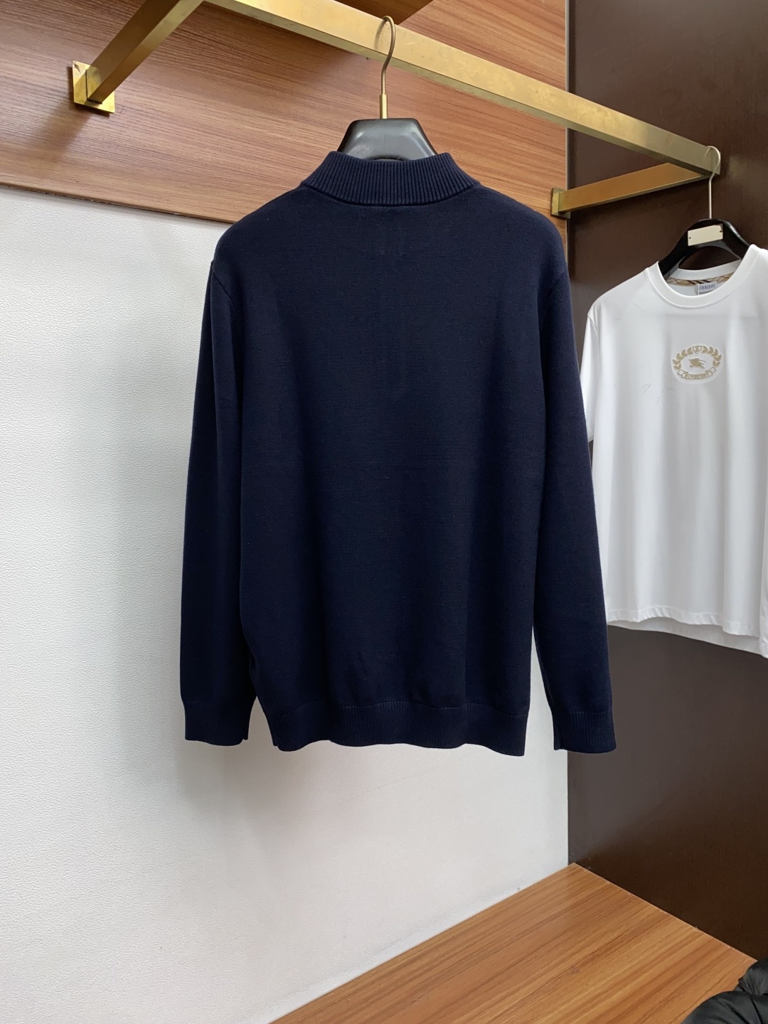 lP🆕 诺悠翩雅 家族男士高端简约立领针织长袖毛衣 香港洋行渠道货,纯正血统品质,25年秋冬 新款,经典