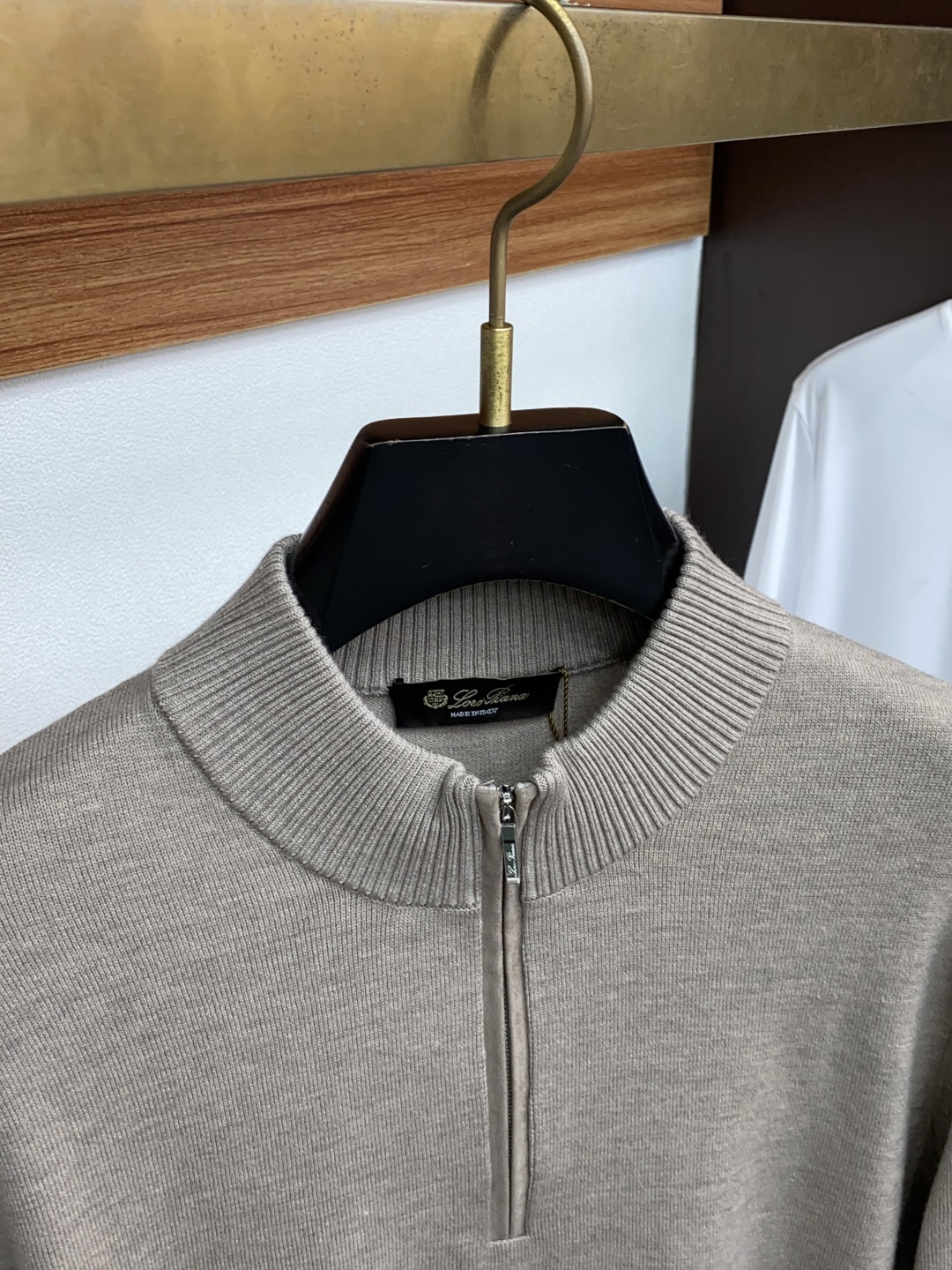 lP🆕 诺悠翩雅 家族男士高端简约立领针织长袖毛衣 香港洋行渠道货，纯正血统品质，25年秋冬 新款，经典