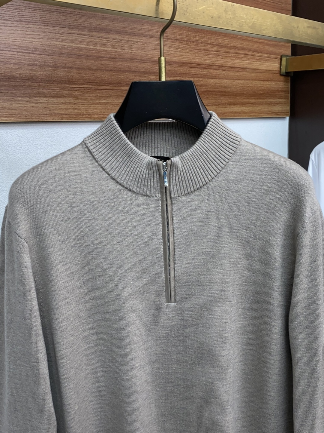lP🆕 诺悠翩雅 家族男士高端简约立领针织长袖毛衣 香港洋行渠道货，纯正血统品质，25年秋冬 新款，经典