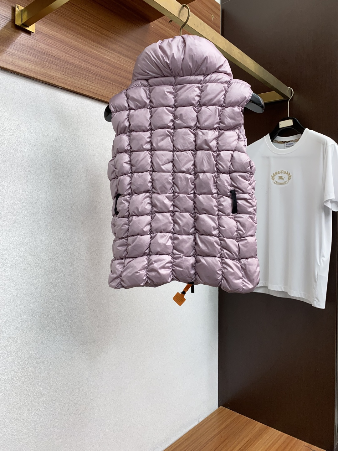 女款 蒙口 秋冬新款拼接羽绒马甲 原版1:1订制五金配件全进口原版定制 欢迎专柜对比 绝对的高品质 采用