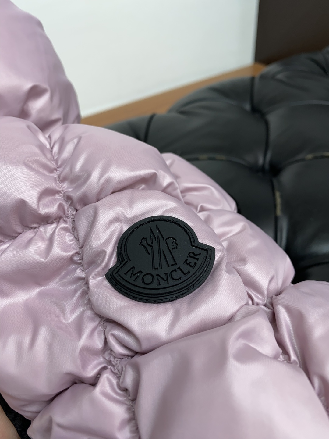 女款 蒙口 秋冬新款拼接羽绒马甲 原版1:1订制五金配件全进口原版定制 欢迎专柜对比 绝对的高品质 采用