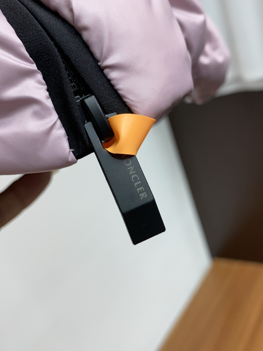 女款 蒙口 秋冬新款拼接羽绒马甲 原版1:1订制五金配件全进口原版定制 欢迎专柜对比 绝对的高品质 采用