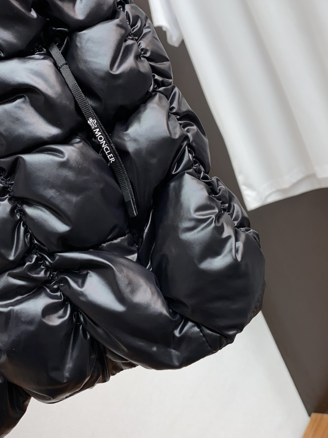 女款 蒙口 秋冬新款拼接羽绒马甲 原版1:1订制五金配件全进口原版定制 欢迎专柜对比 绝对的高品质 采用