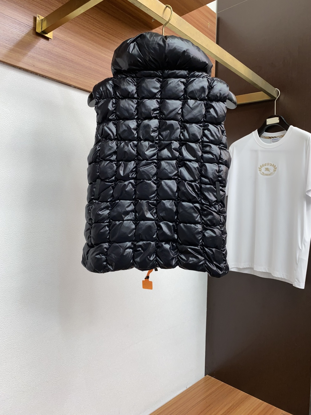 女款 蒙口 秋冬新款拼接羽绒马甲 原版1:1订制五金配件全进口原版定制 欢迎专柜对比 绝对的高品质 采用