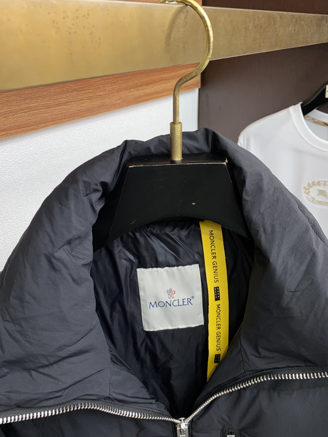 蒙口 秋冬新款拼接羽绒服 原版1:1订制五金配件全进口原版定制 欢迎专柜对比 绝对的高品质 采用顶级90