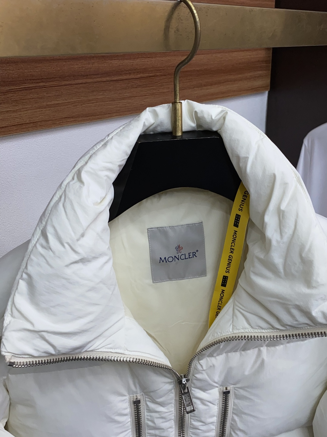 蒙口 秋冬新款拼接羽绒服 原版1:1订制五金配件全进口原版定制 欢迎专柜对比 绝对的高品质 采用顶级90