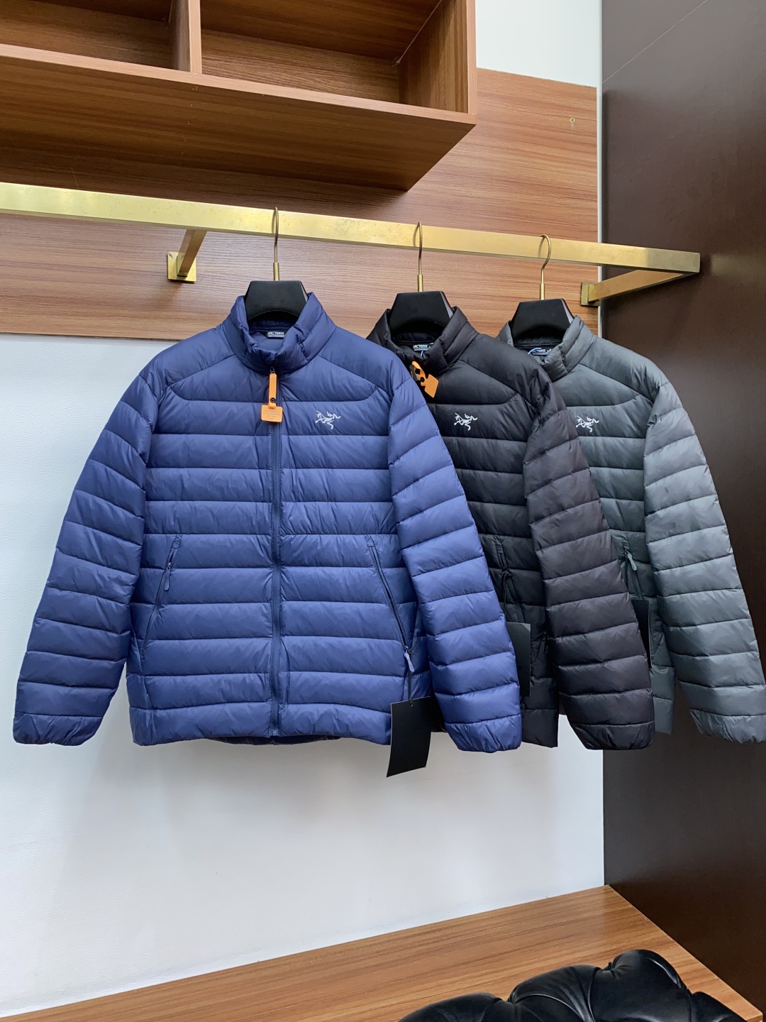 始祖鸟 2025秋冬新款🆕羽绒服 原版1:1订制五金配件全进口原版定制 欢迎专柜对比 绝对的高品质 采用