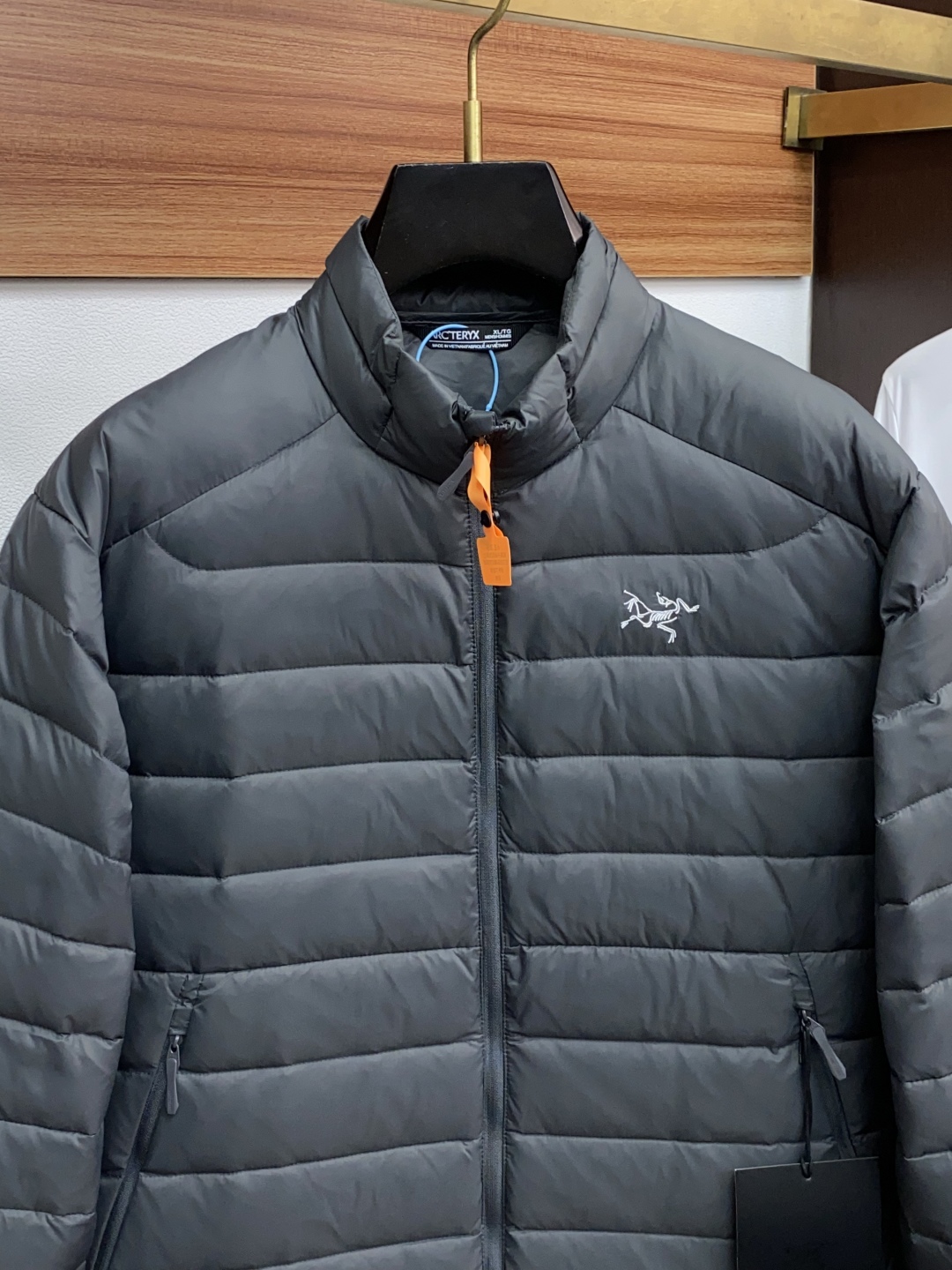 始祖鸟 2025秋冬新款🆕羽绒服 原版1:1订制五金配件全进口原版定制 欢迎专柜对比 绝对的高品质白鸭绒