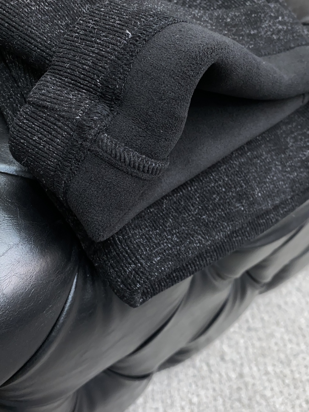 迪奥 2025SS早秋冬新品 加厚羊毛面料男士运动户外休闲裤 每季必出的类型，无需质疑的热卖王牌单品，亚