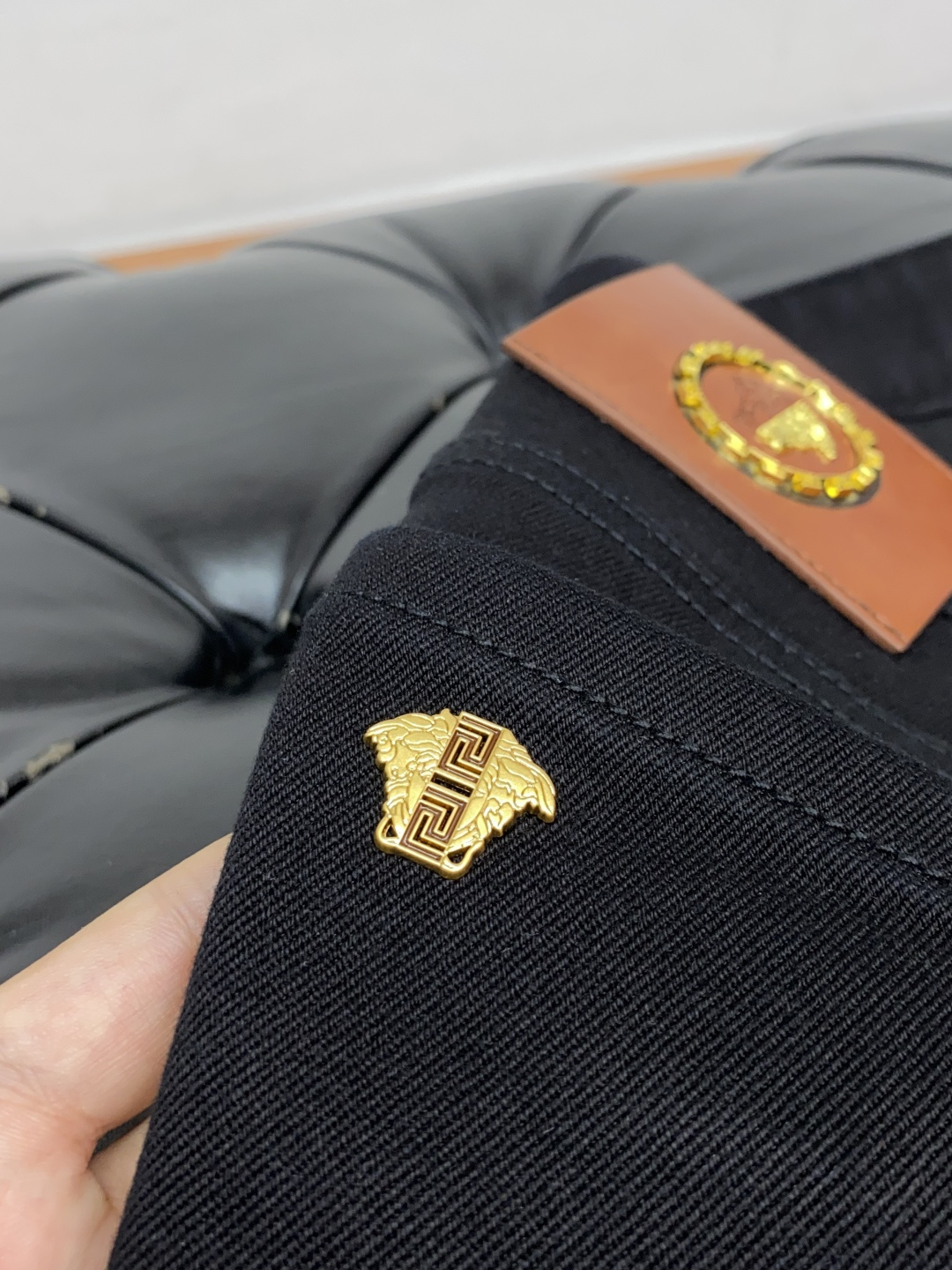 25ss秋冬 新款 男士小直筒原单 牛仔裤 秋冬新款超柔软，弹力面料，复杂的手工艺叠加，任何一个洗水环节