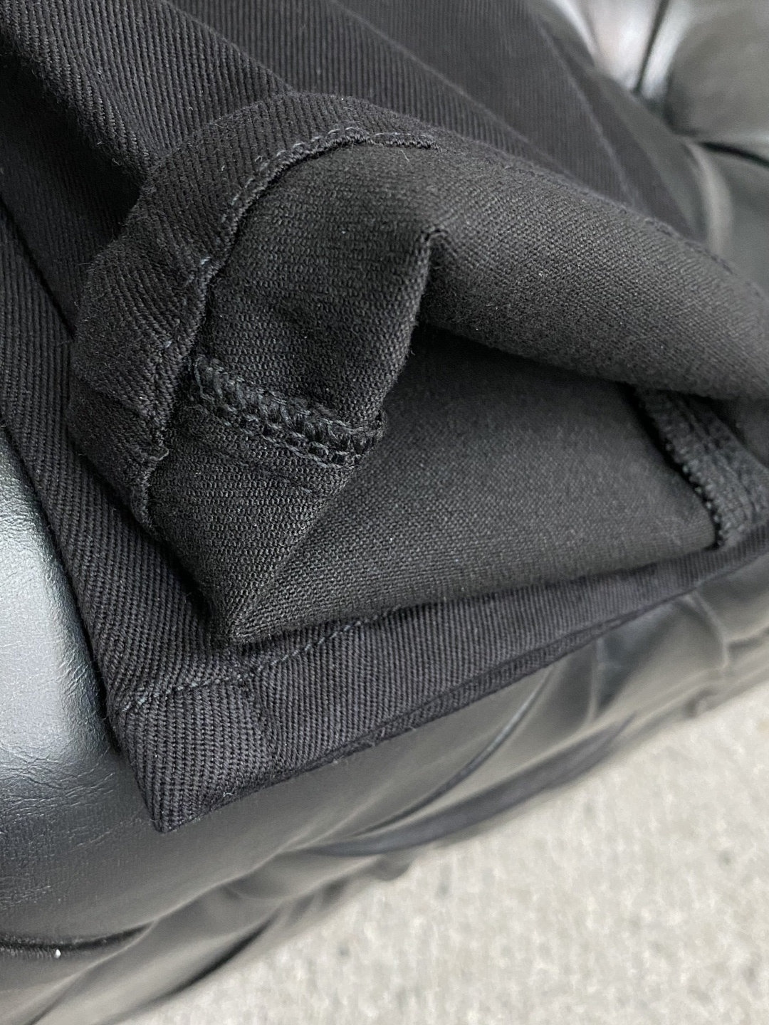 范思哲 25ss秋冬 新款 男士小直筒原单 牛仔裤 秋冬新款超柔软，弹力面料，复杂的手工艺叠加，任何一个