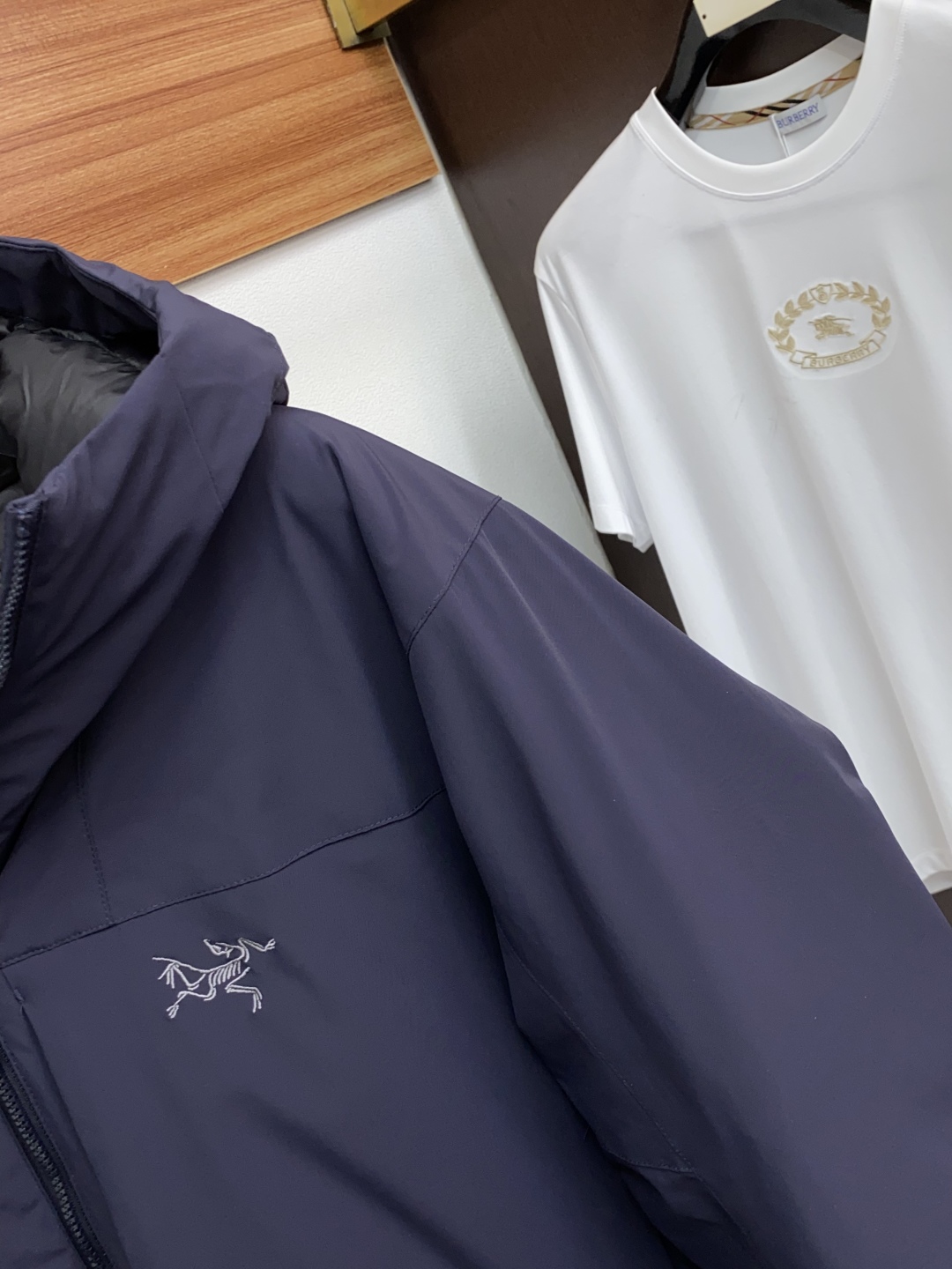 始祖鸟 2025秋冬新款🆕羽绒服 原版1:1订制五金配件全进口原版定制 欢迎专柜对比 绝对的高品质 采用