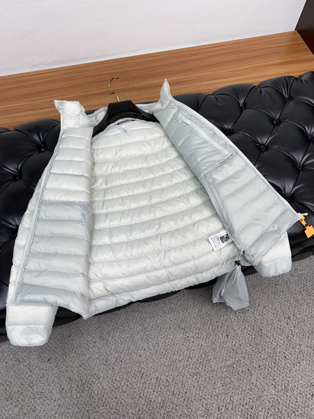 始祖鸟 2025秋冬新款🆕羽绒服 原版1:1订制五金配件全进口原版定制 欢迎专柜对比 绝对的高品质 采用