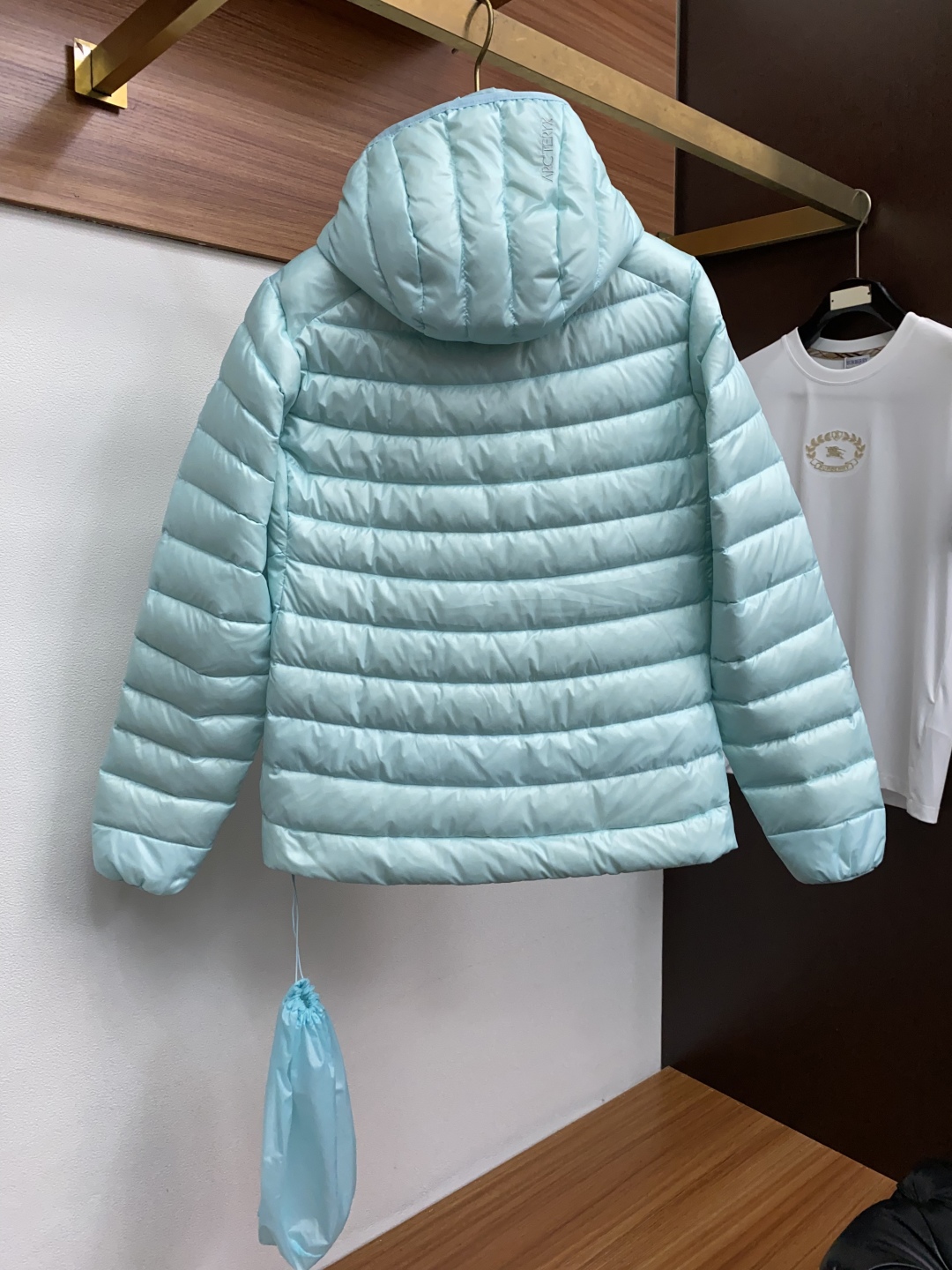 始祖鸟 2025秋冬新款🆕羽绒服 原版1:1订制五金配件全进口原版定制 欢迎专柜对比 绝对的高品质 采用