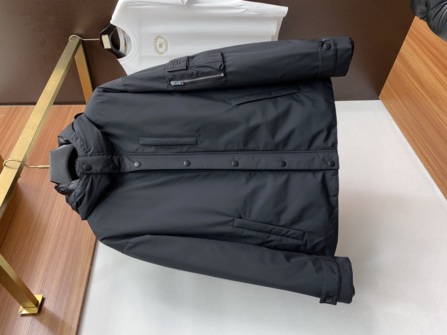 普拉达 秋冬新款拼接羽绒服 原版1:1订制五金配件全进口原版定制 欢迎专柜对比 绝对的高品质 采用顶级9