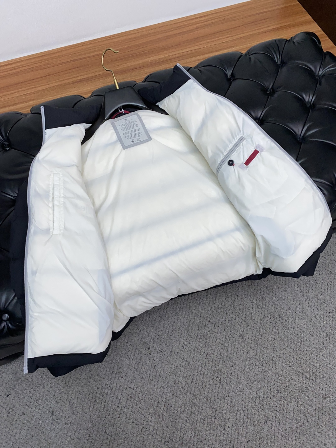 🌾 2025年秋冬新款羽绒服马甲 官网 高端原厂代工出品，官方经典王牌单品！最新羽绒服 夹克外套 多明星