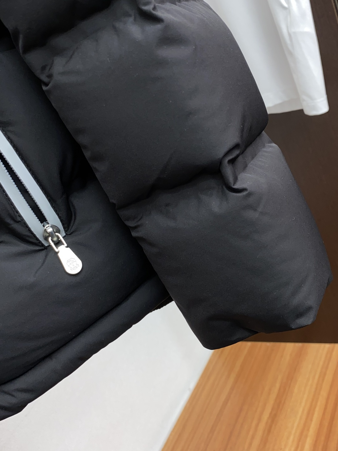 🌾 2025年秋冬新款羽绒服马甲 官网 高端原厂代工出品，官方经典王牌单品！最新羽绒服 夹克外套 多明星