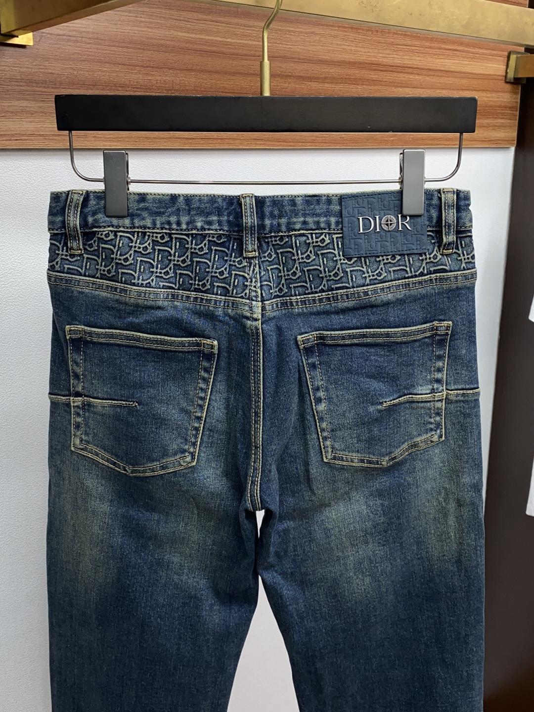 迪奥 25新款 市场独家订制进口丹宁牛仔面料 稀缺面料 超级舒服 工艺复杂四季款牛仔裤 针织牛从做旧 独