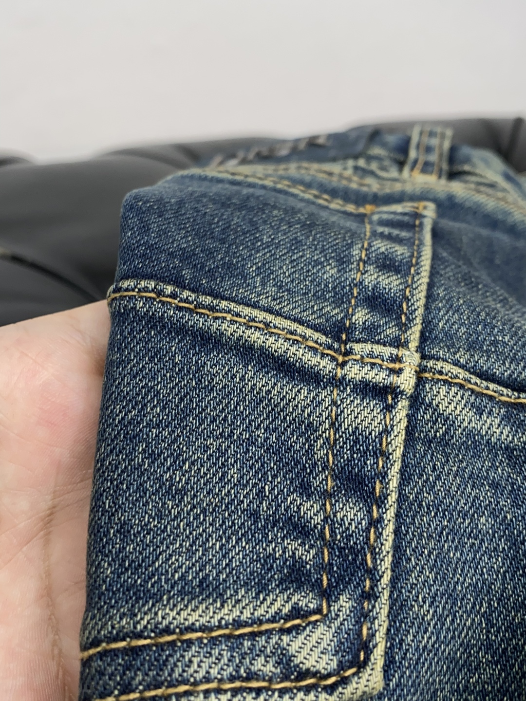 迪奥 25新款 市场独家订制进口丹宁牛仔面料 稀缺面料 超级舒服 工艺复杂四季款牛仔裤 针织牛从做旧 独