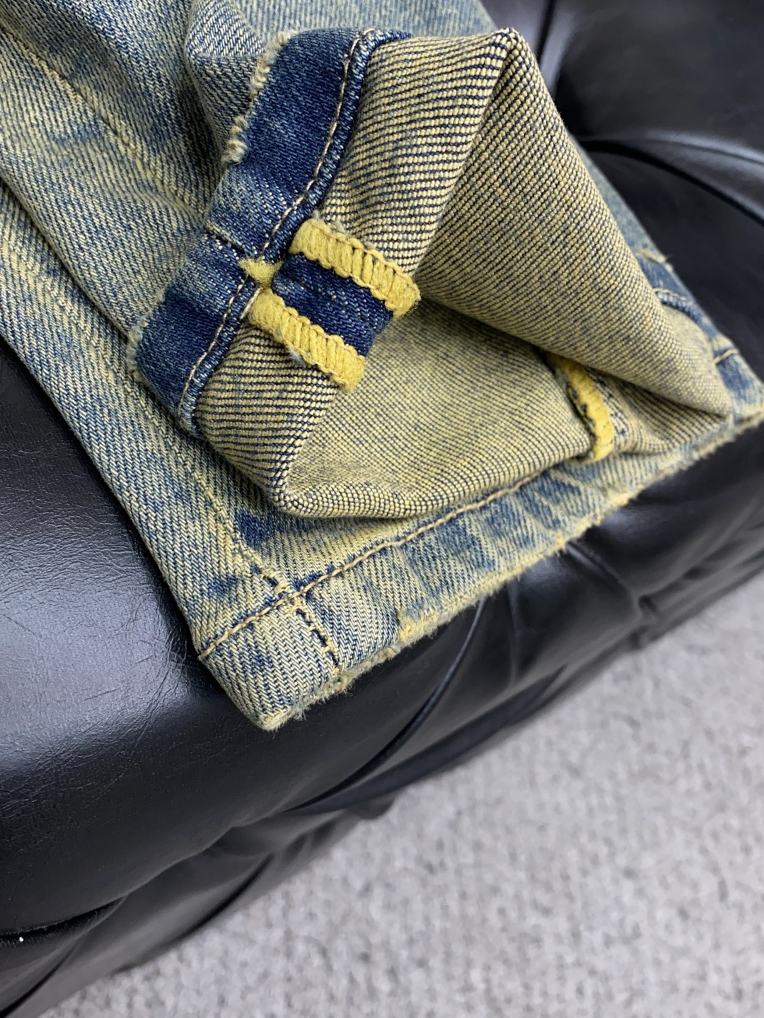 罗意威 25新款 市场独家订制进口丹宁牛仔面料 稀缺面料 超级舒服 工艺复杂四季款牛仔裤 针织牛从做旧 