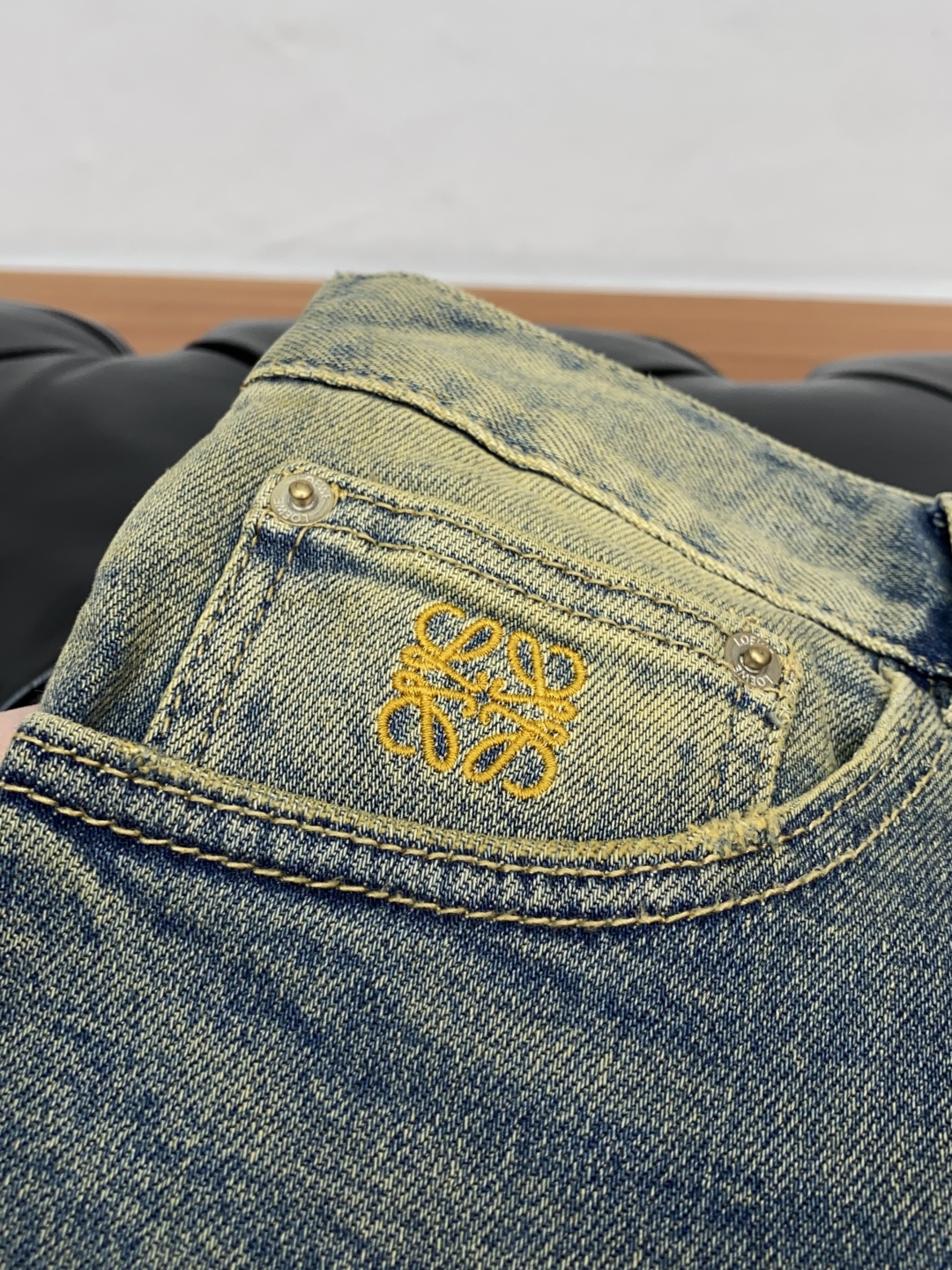 罗意威 25新款 市场独家订制进口丹宁牛仔面料 稀缺面料 超级舒服 工艺复杂四季款牛仔裤 针织牛从做旧 