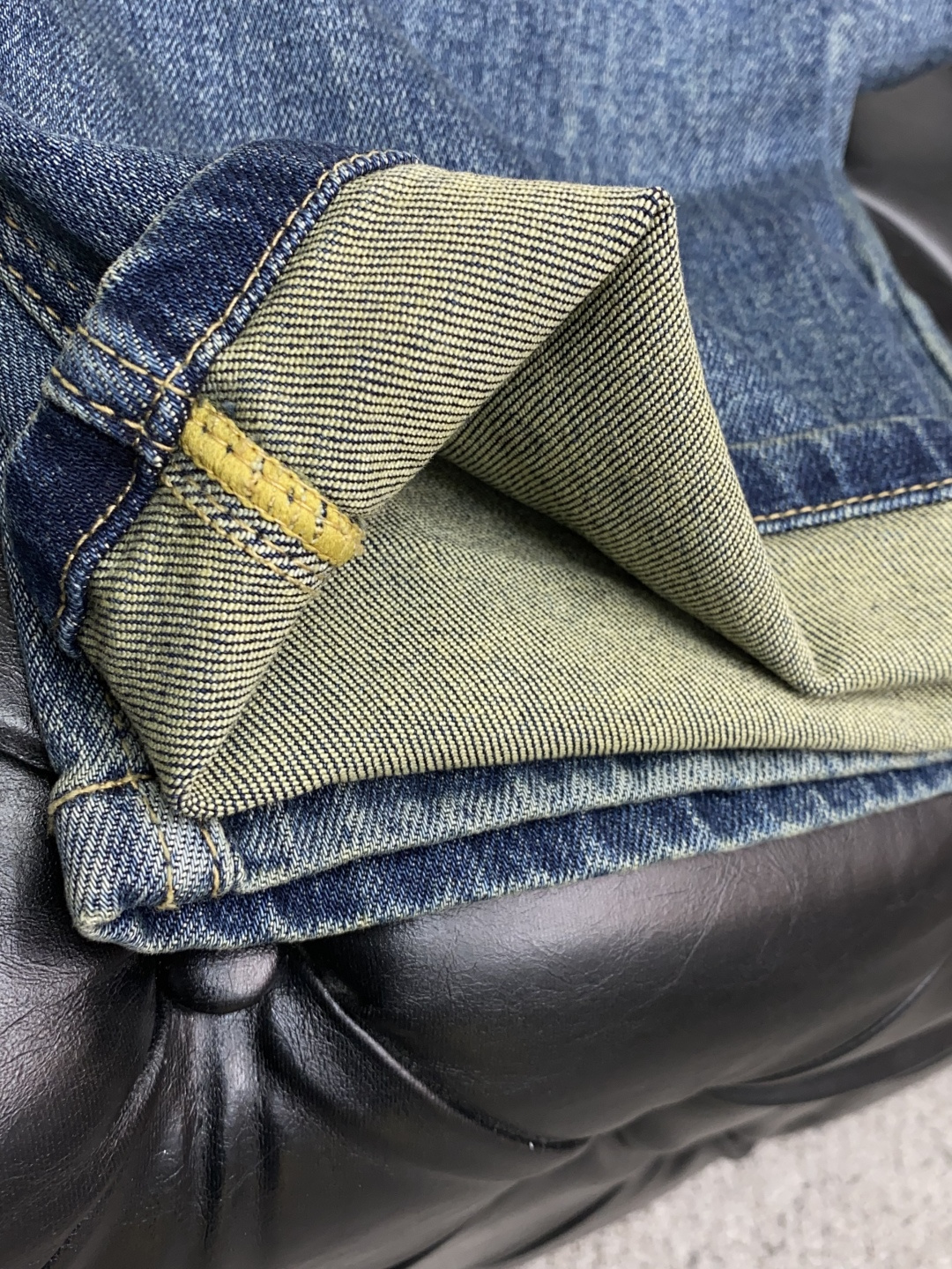 罗意威 25新款 市场独家订制进口丹宁牛仔面料 稀缺面料 超级舒服 工艺复杂四季款牛仔裤 针织牛从做旧 