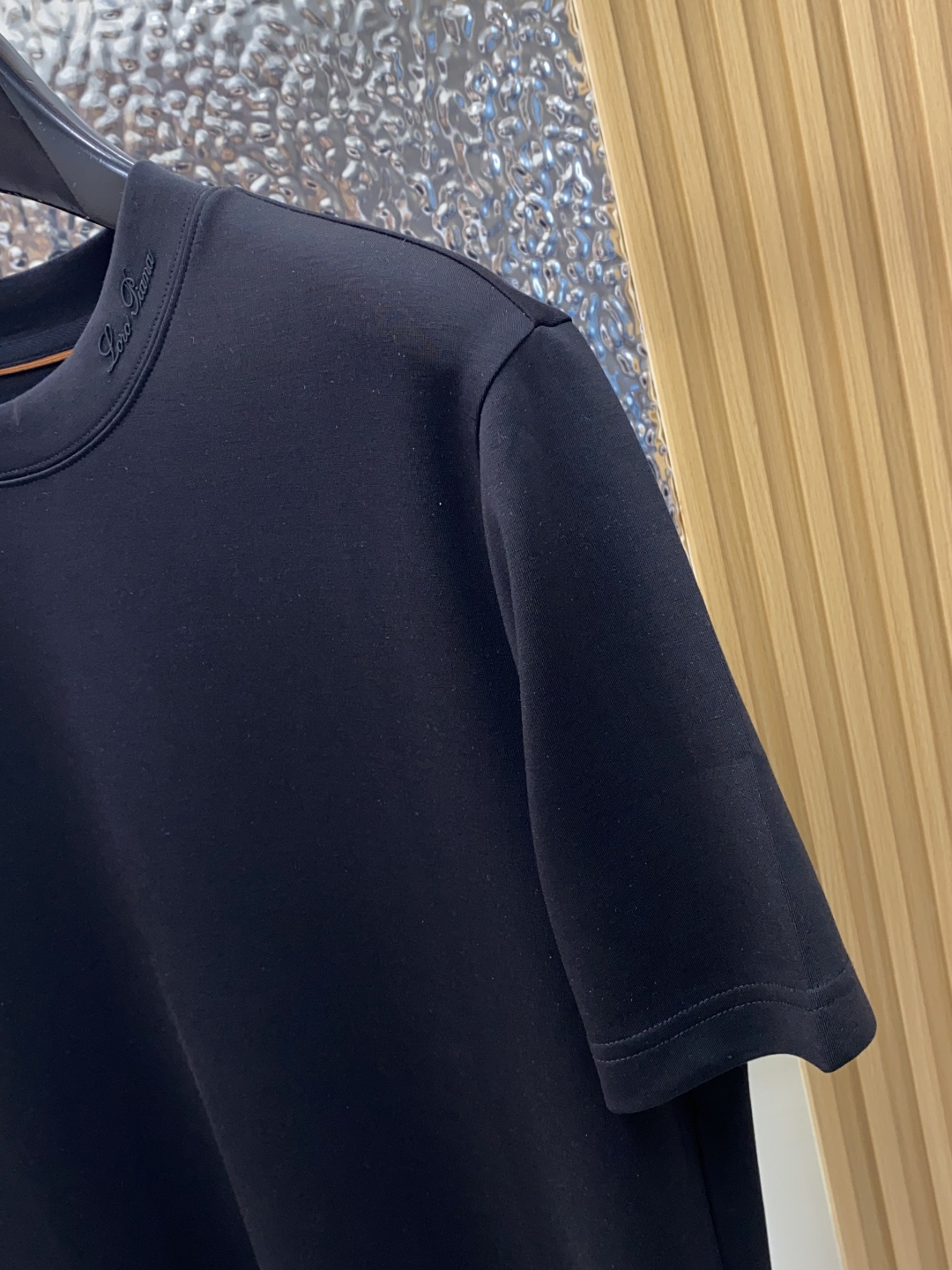 lP🆕 诺悠翩雅 2025秋冬新款.加厚打底单穿短袖T袖卫衣 订制320莫代尔空气层加厚面料.前后工艺细