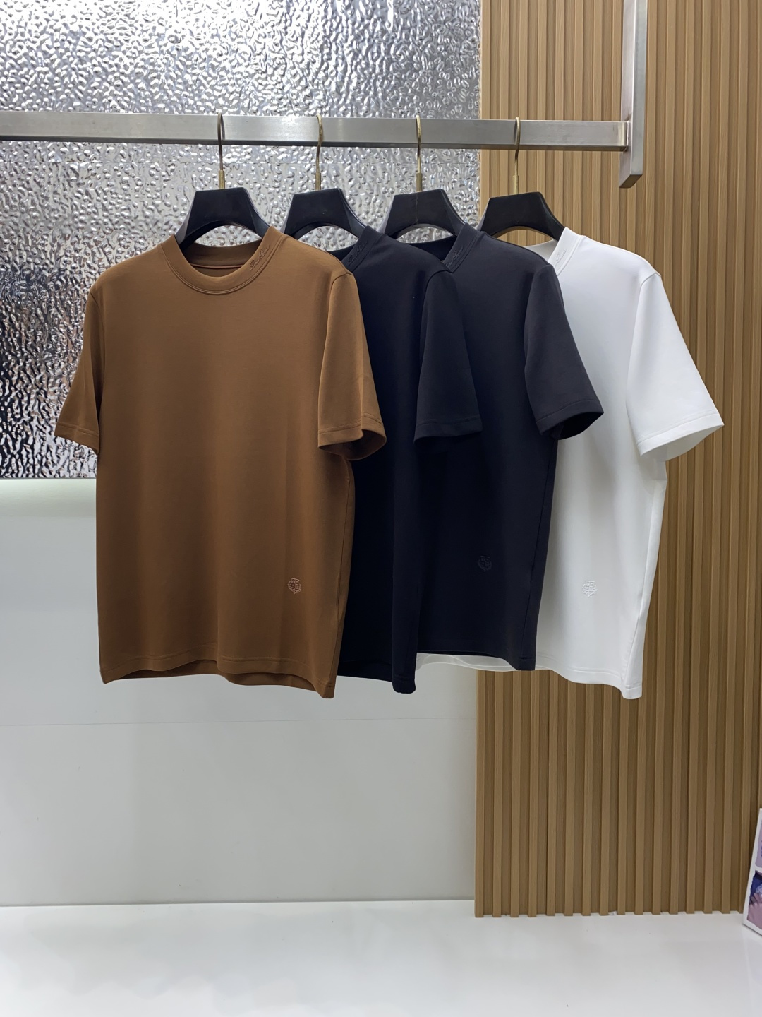 lP🆕 诺悠翩雅 2025秋冬新款.加厚打底单穿短袖T袖卫衣 订制320莫代尔空气层加厚面料.前后工艺细