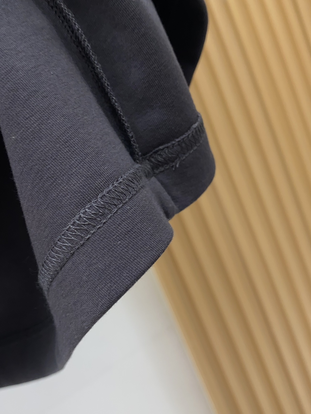 lP🆕 诺悠翩雅 2025秋冬新款.加厚打底单穿短袖T袖卫衣 订制320莫代尔空气层加厚面料.前后工艺细