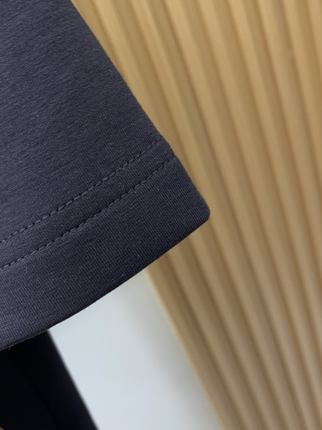 lP🆕 诺悠翩雅 2025秋冬新款.加厚打底单穿短袖T袖卫衣 订制320莫代尔空气层加厚面料.前后工艺细