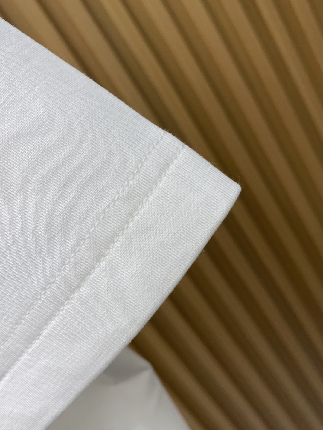 lP🆕 诺悠翩雅 2025秋冬新款.加厚打底单穿短袖T袖卫衣 订制320莫代尔空气层加厚面料.前后工艺细