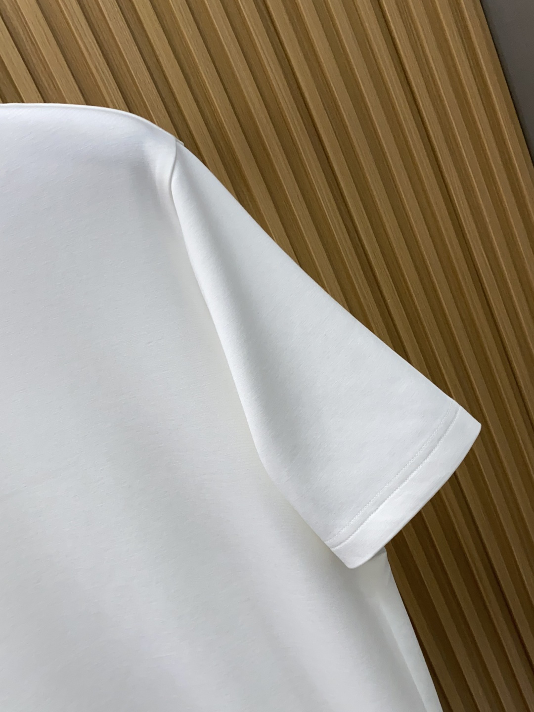 lP🆕 诺悠翩雅 2025秋冬新款.加厚打底单穿短袖T袖卫衣 订制320莫代尔空气层加厚面料.前后工艺细