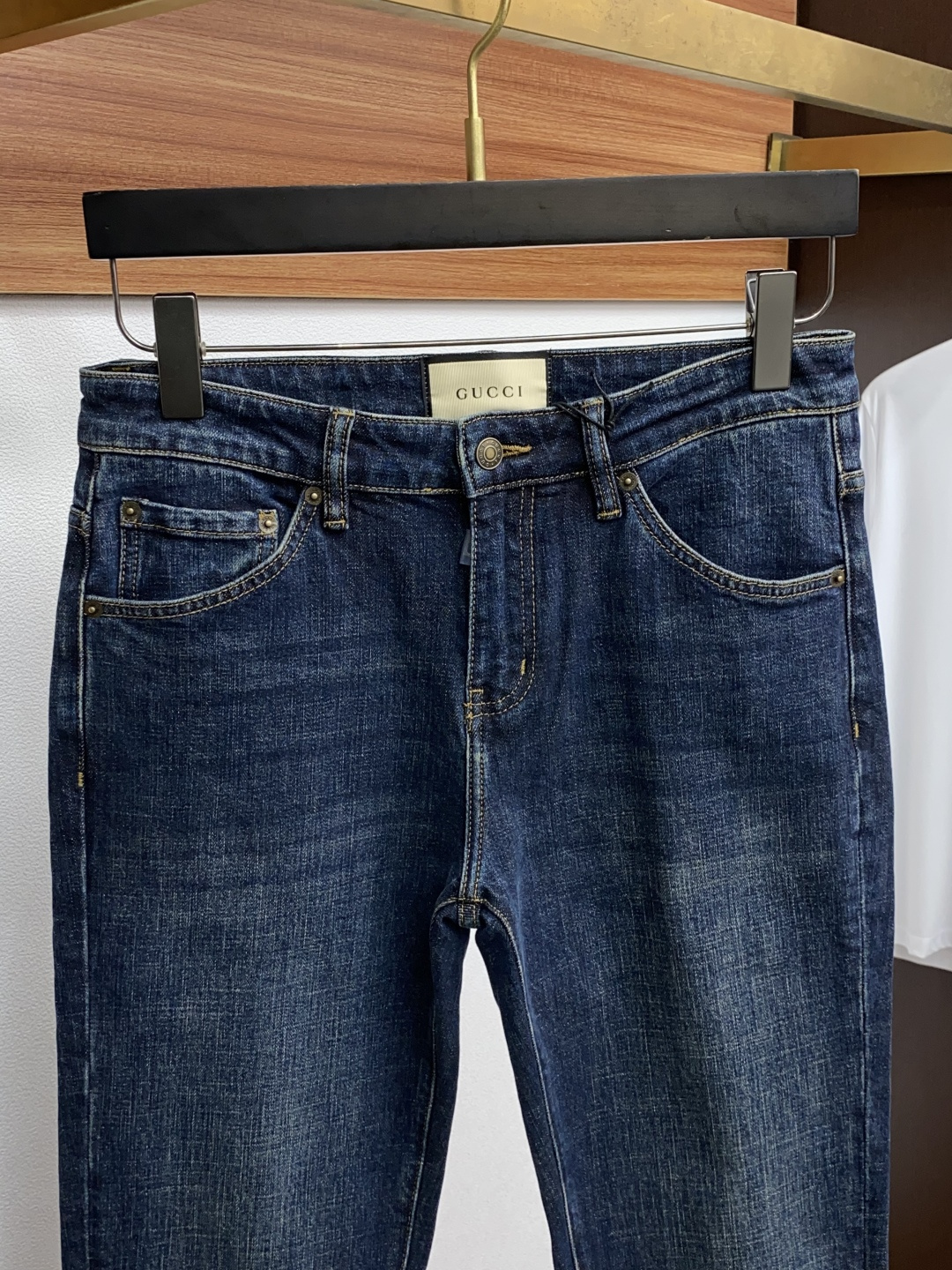 古奇 25新款 市场独家订制进口丹宁牛仔面料 稀缺面料 超级舒服 工艺复杂四季款牛仔裤 针织牛从做旧 独