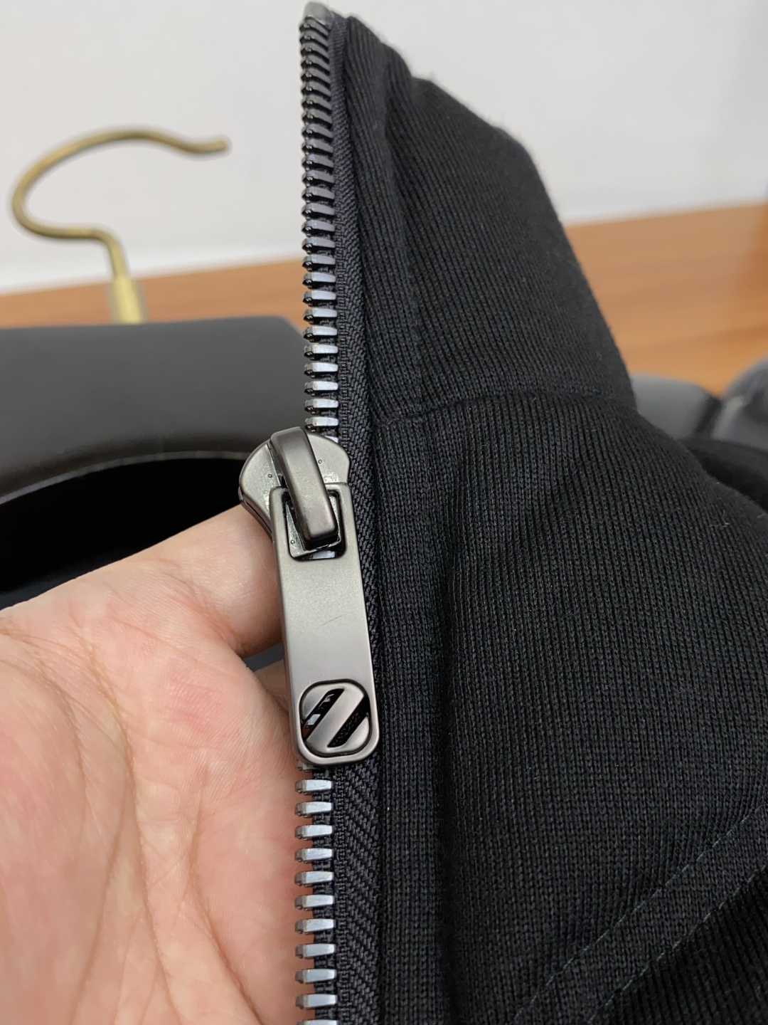 杰尼亚 25ss最新品 经典羽绒服外套，设计帅气有型！百搭必备单品，时尚潮牌， 轻松营造酷帅氛围感 ，高
