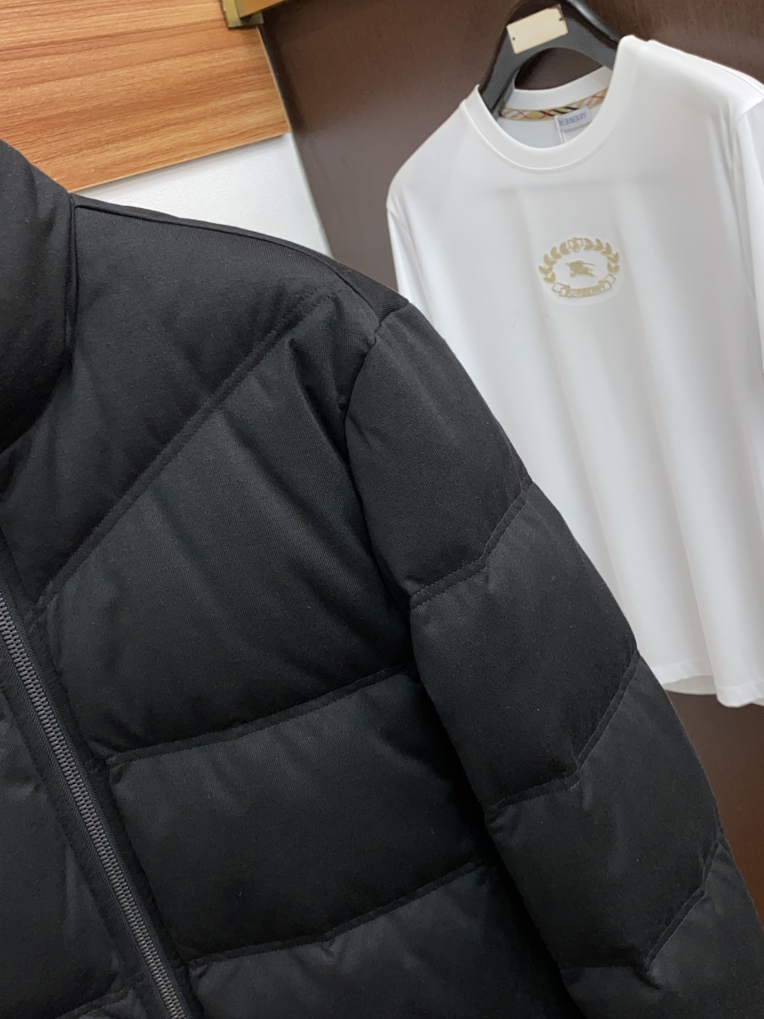 杰尼亚 25ss最新品 经典羽绒服外套，设计帅气有型！百搭必备单品，时尚潮牌， 轻松营造酷帅氛围感 ，高