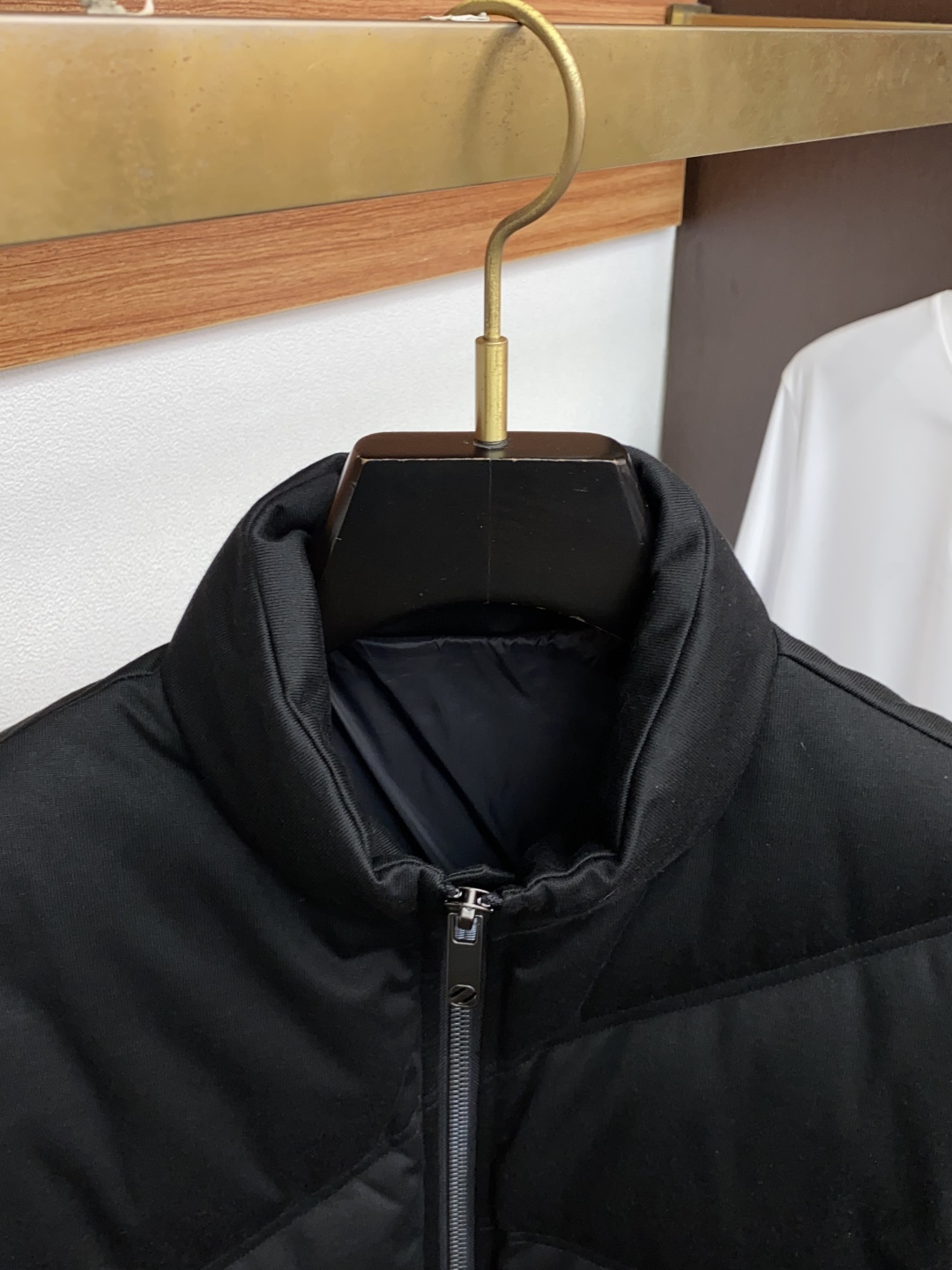 杰尼亚 25ss最新品 经典羽绒服外套，设计帅气有型！百搭必备单品，时尚潮牌， 轻松营造酷帅氛围感 ，高