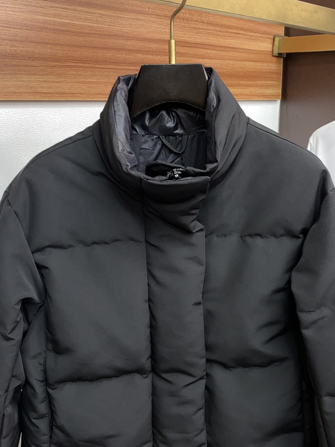 女款 大鹅 秋冬新款羽绒服 原版1:1订制五金配件全进口原版定制 欢迎专柜对比 绝对的高品质 采用顶级9