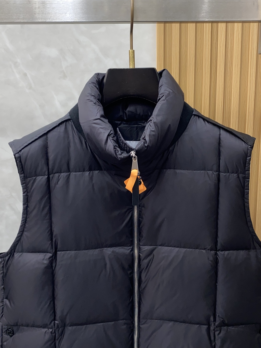 女款 蒙口 秋冬新款羽绒服 原版1:1订制五金配件全进口原版定制 欢迎专柜对比 绝对的高品质 采用顶级9