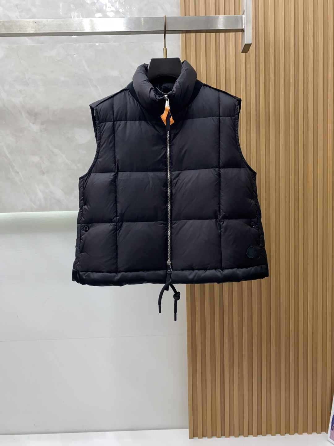 女款 蒙口 秋冬新款羽绒服 原版1:1订制五金配件全进口原版定制 欢迎专柜对比 绝对的高品质 采用顶级9