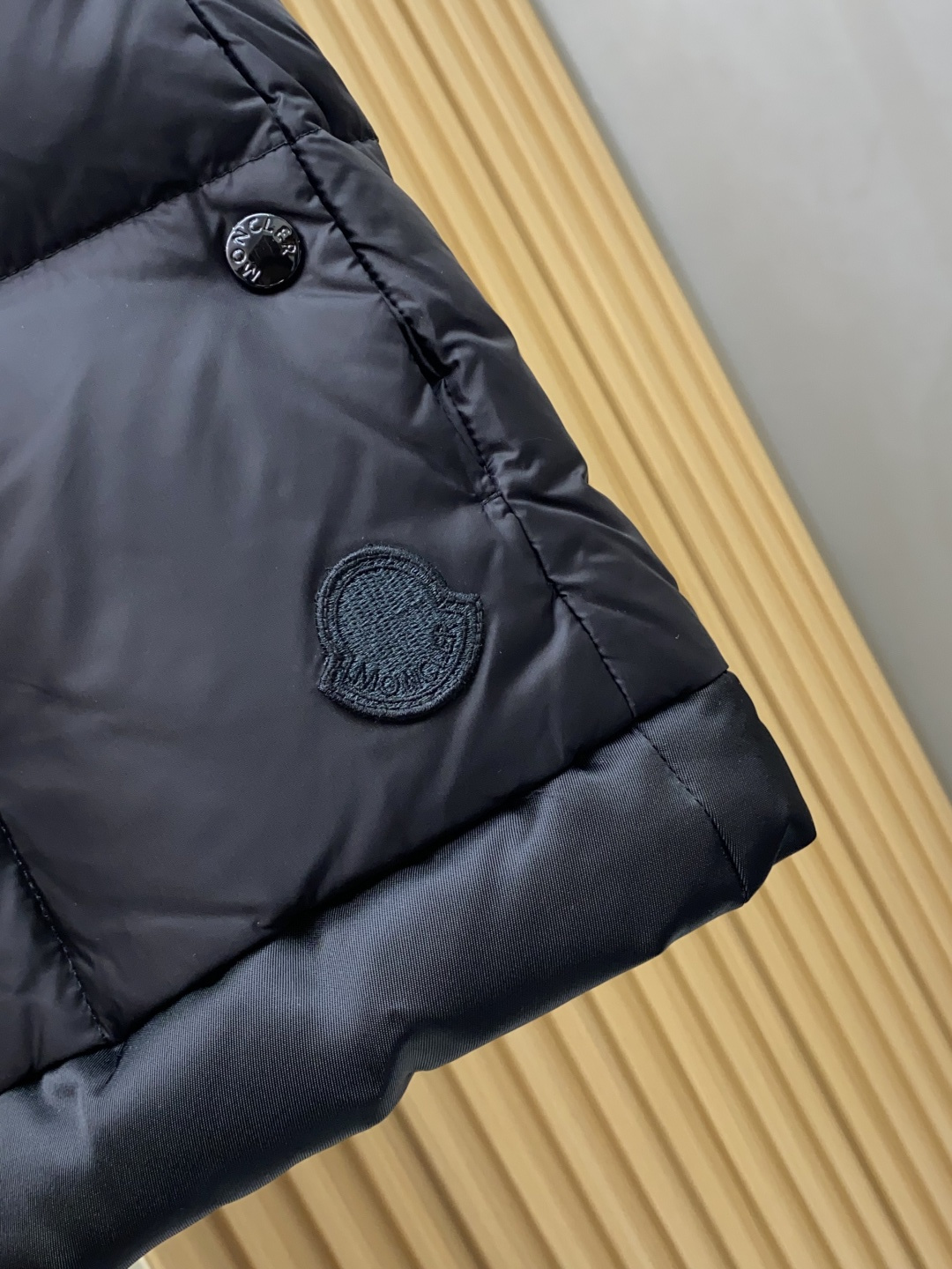 女款 蒙口 秋冬新款羽绒服 原版1:1订制五金配件全进口原版定制 欢迎专柜对比 绝对的高品质 采用顶级9