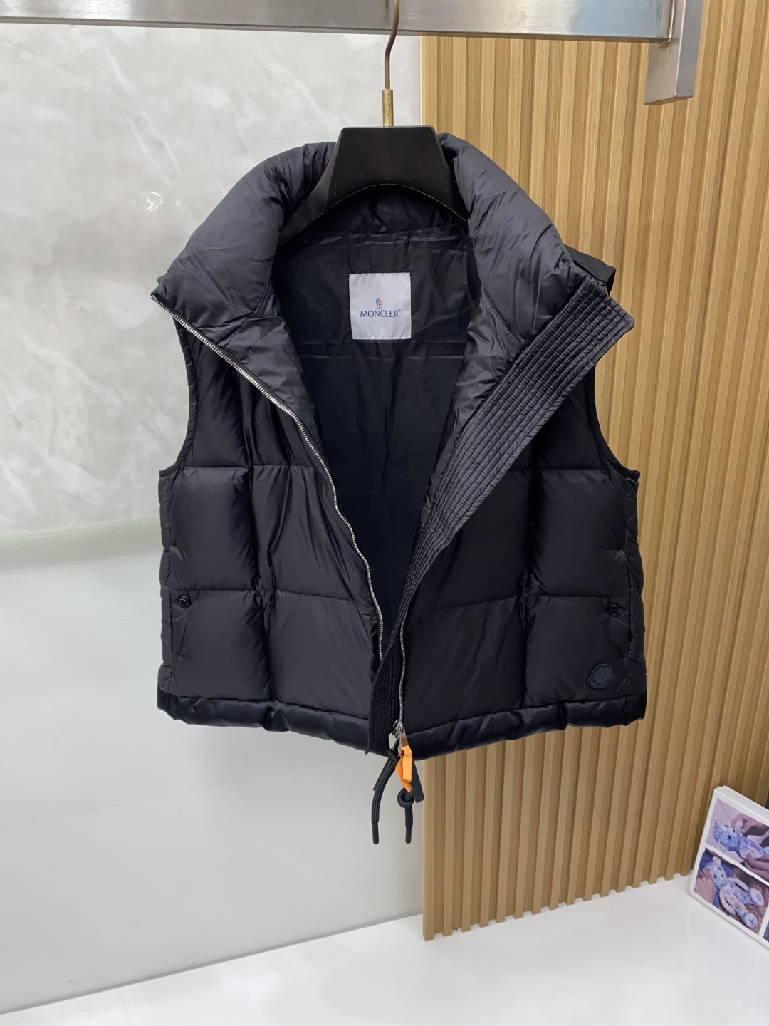 女款 蒙口 秋冬新款羽绒服 原版1:1订制五金配件全进口原版定制 欢迎专柜对比 绝对的高品质 采用顶级9