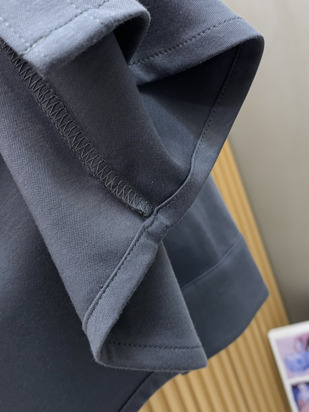 TB 香港洋行渠道货，纯正血统品质，高端短袖衬衫系列！时髦且复古、雅痞而随性、气质而优雅！整体的形态风格