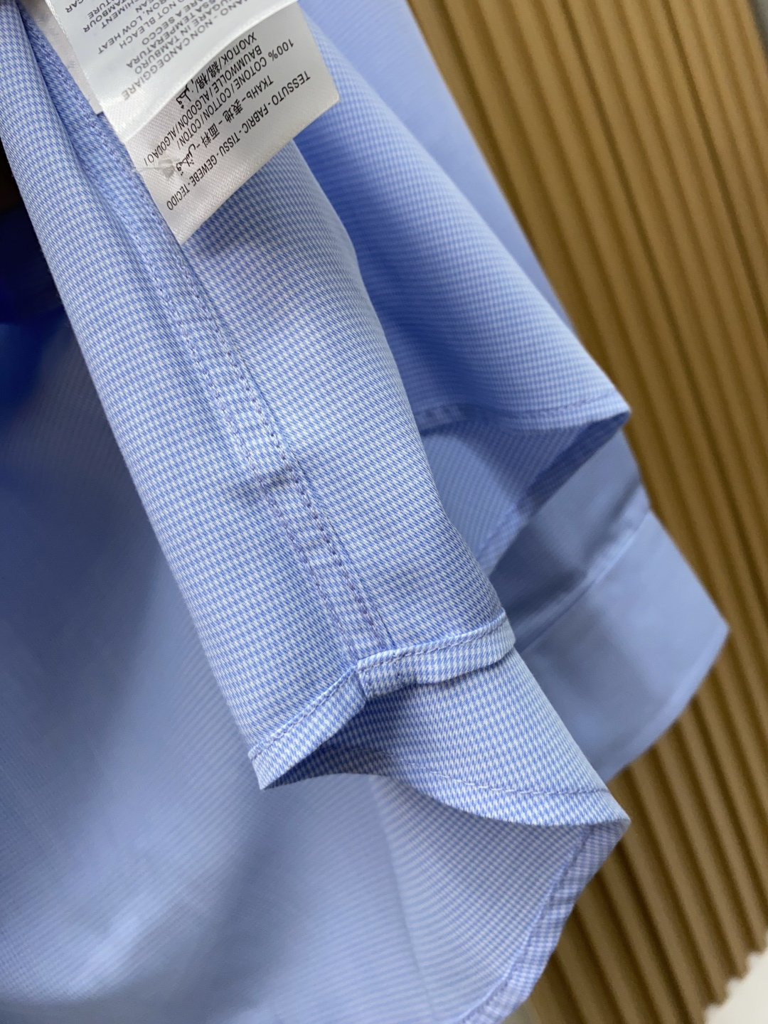 独家专供新款原单男士衬衣高端定制 高版本 时尚百搭爆款 原版进口纯棉面料logo图案设计 手感超柔软细腻
