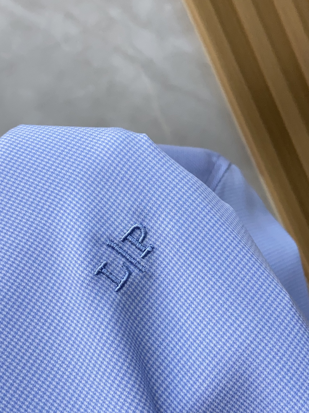 独家专供新款原单男士衬衣高端定制 高版本 时尚百搭爆款 原版进口纯棉面料logo图案设计 手感超柔软细腻