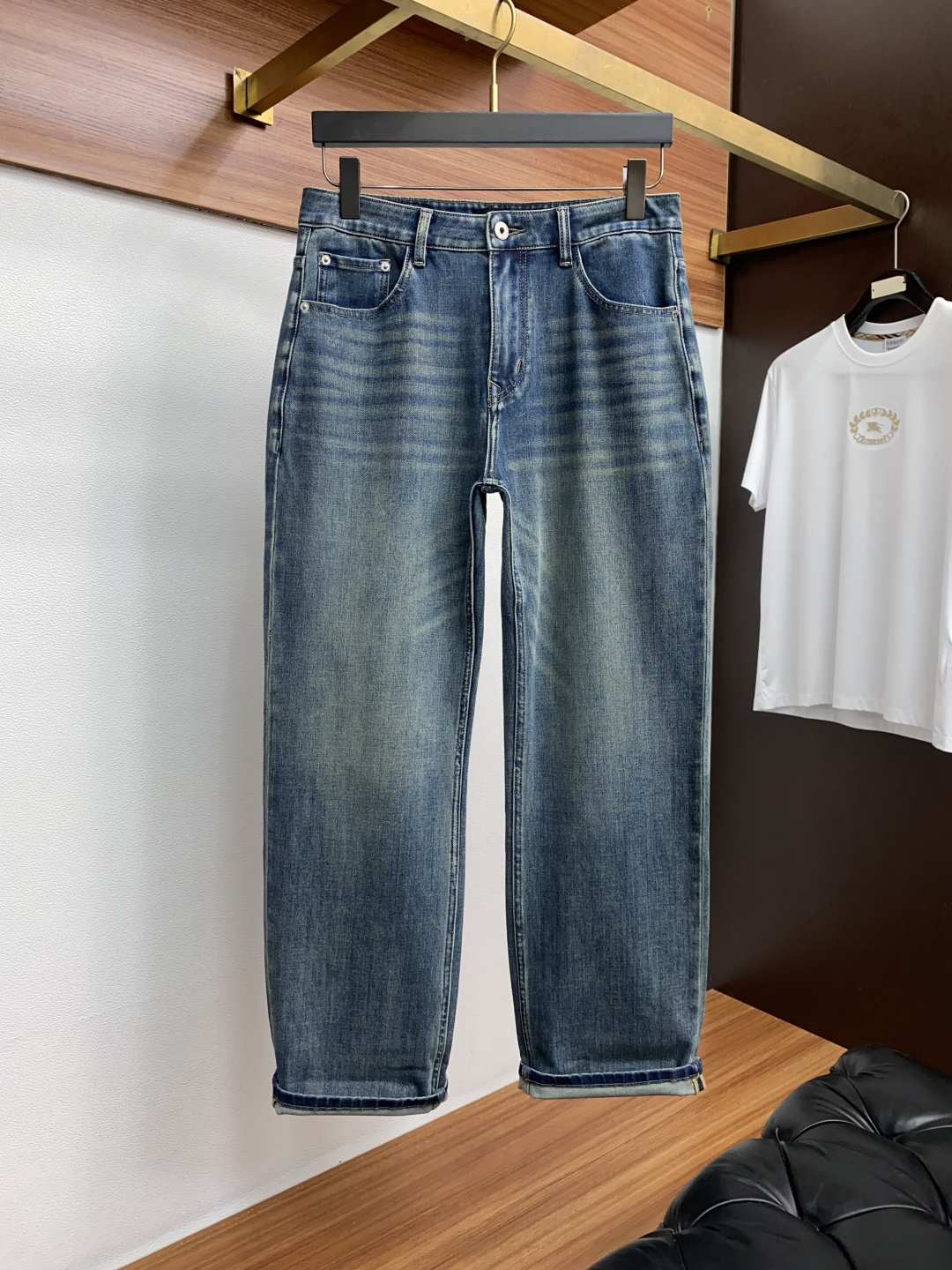 布来奥尼 25ss秋冬 新款 男士老钱风直筒阔腿原单 牛仔裤 秋冬新款超柔软，弹力面料，复杂的手工艺叠加