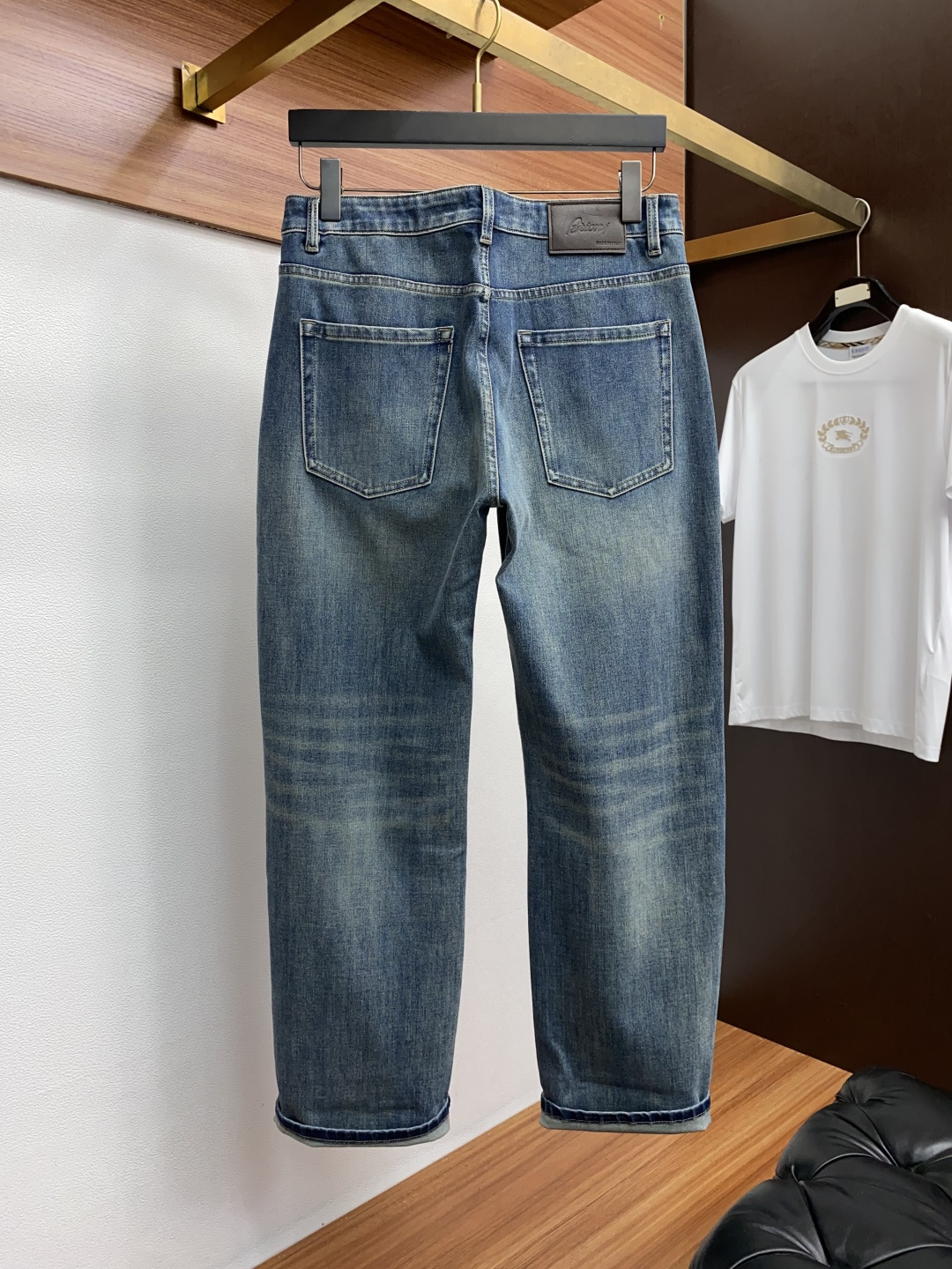 布来奥尼 25ss秋冬 新款 男士老钱风直筒阔腿原单 牛仔裤 秋冬新款超柔软，弹力面料，复杂的手工艺叠加