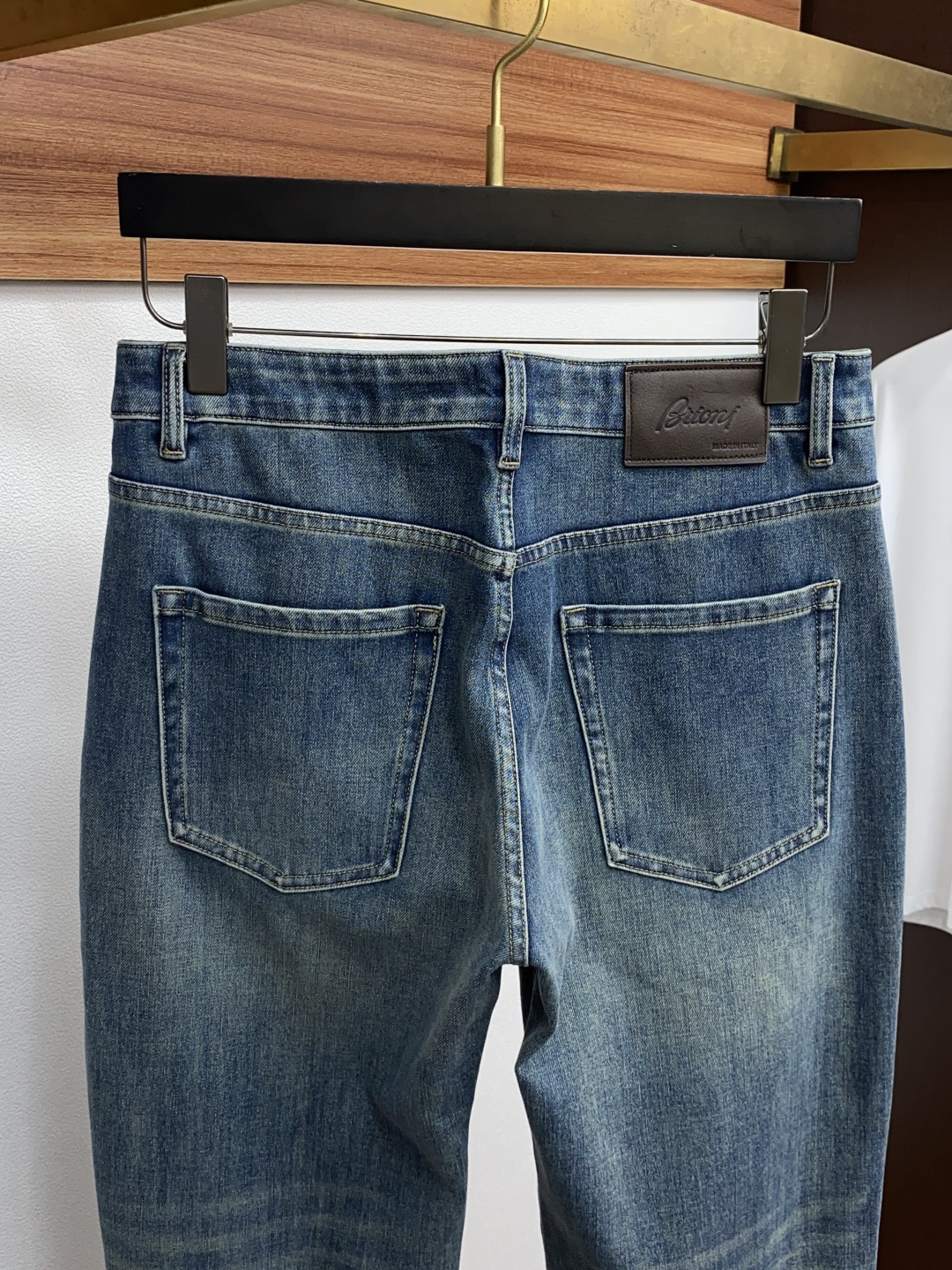 布来奥尼 25ss秋冬 新款 男士老钱风直筒阔腿原单 牛仔裤 秋冬新款超柔软，弹力面料，复杂的手工艺叠加